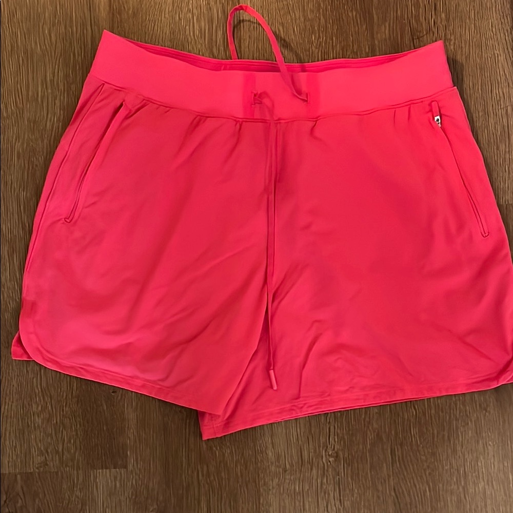 Women's Lululemon license to train high-rise short 4inch